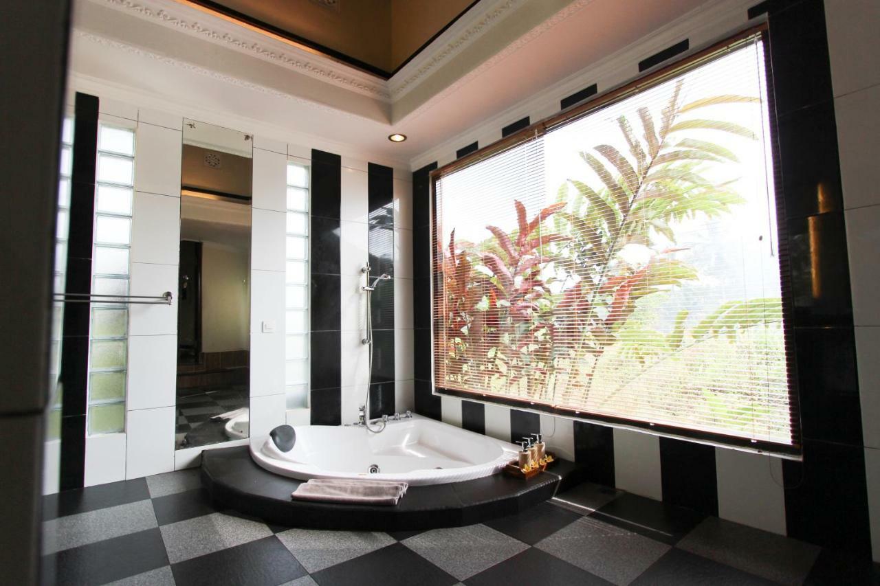 Ubud Hidden Villa Yone Village Экстерьер фото